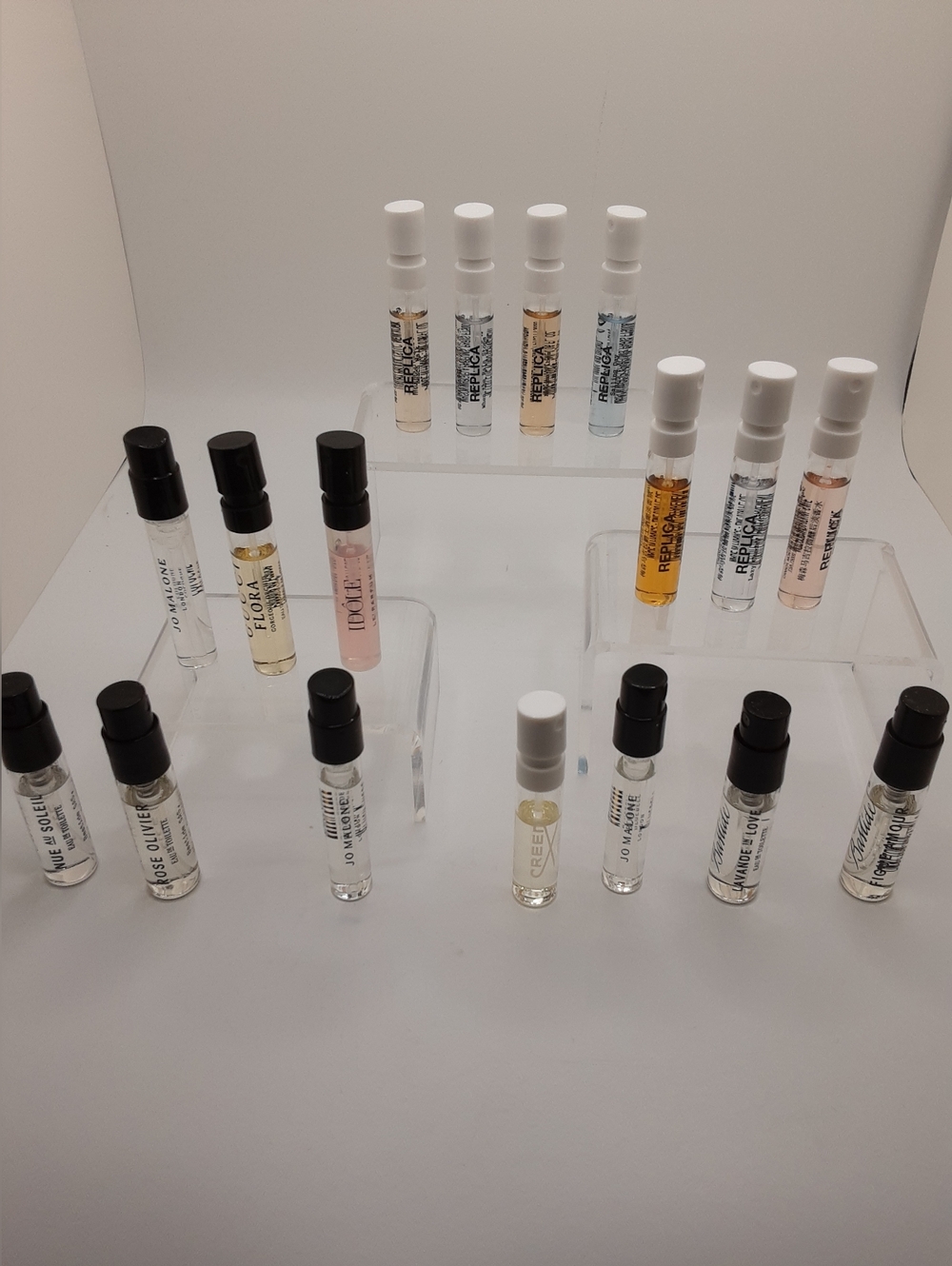 ■SOLD■ Perfume Sample Bundle - Picture 2 of 9